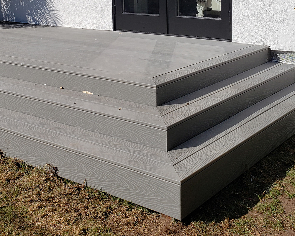 West Los Angeles Deck Exterior - Image 8