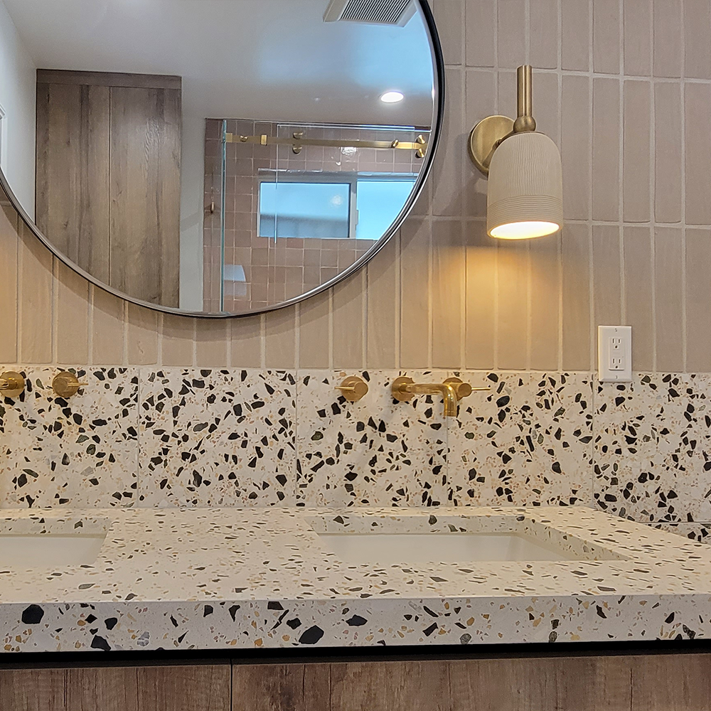Guest Bathroom Los Angeles - Image 13