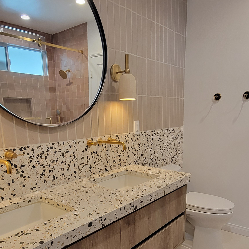 Guest Bathroom Los Angeles - Image 14